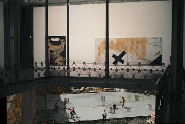 Dévoilez les Mystères des Réseaux Sociaux Professionnels : Accélérez l'Évolution de Votre Carrière en Ligne !